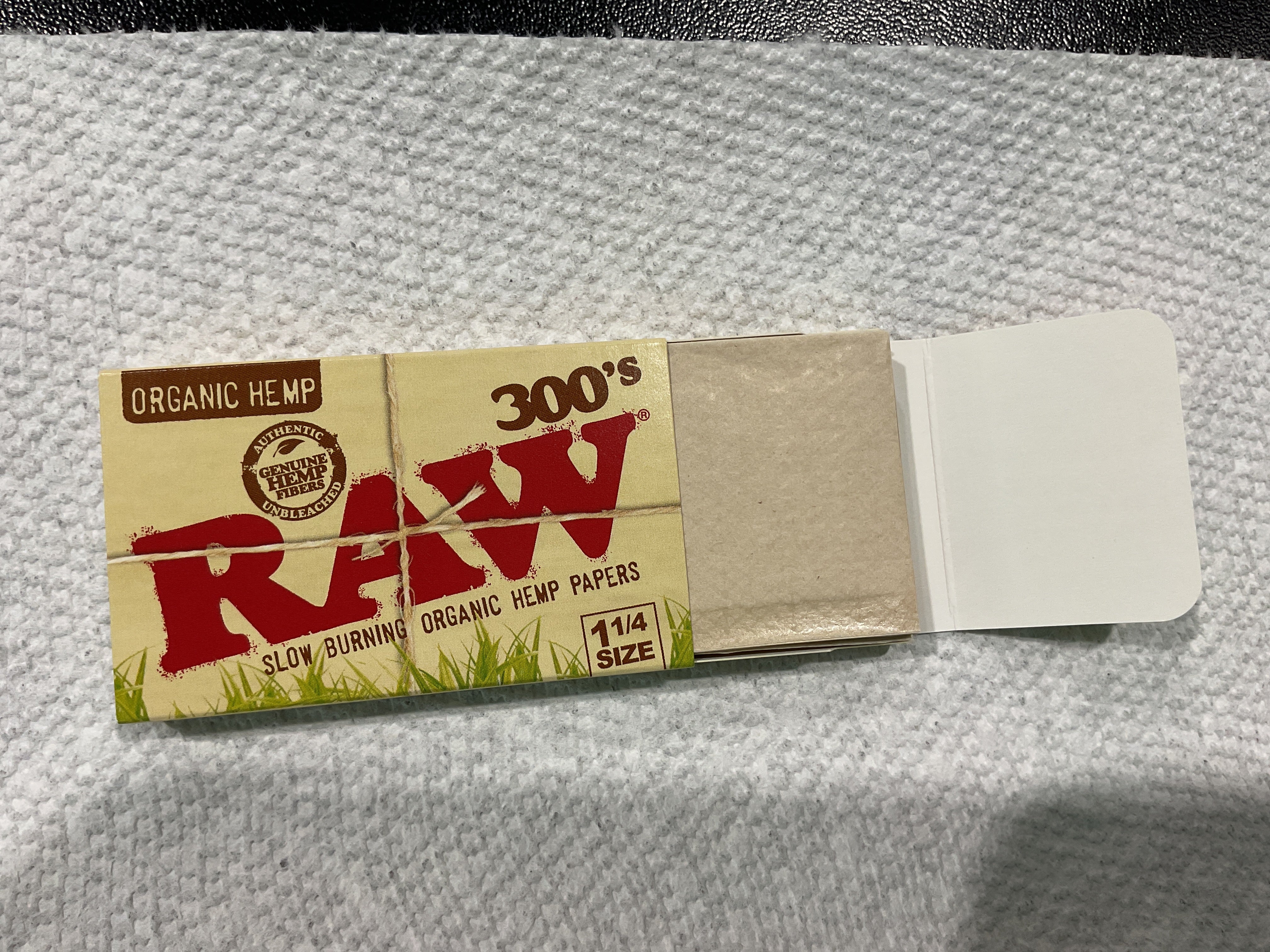 RAW ORGANIC HEMP 1/4 300'S